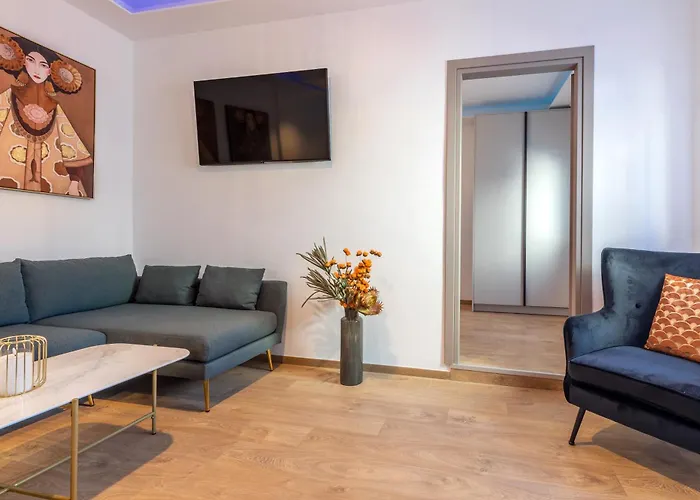 Efrosini Apartments
