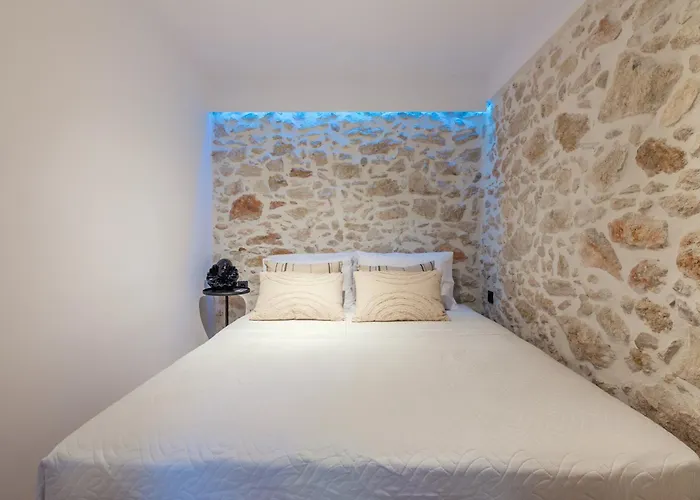Efrosini Apartments